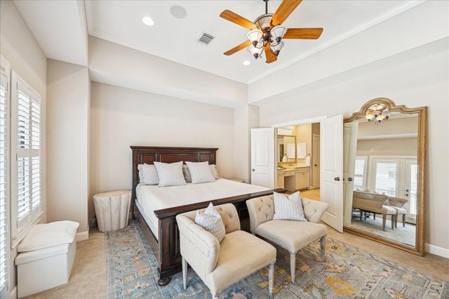 38 Riva Row, The Woodlands, TX 77380