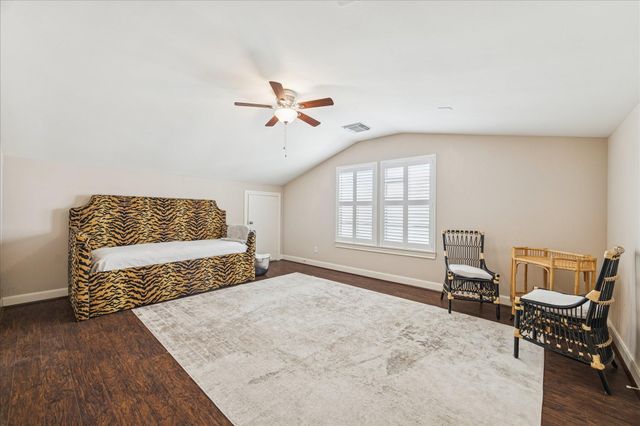 38 Riva Row, The Woodlands, TX 77380