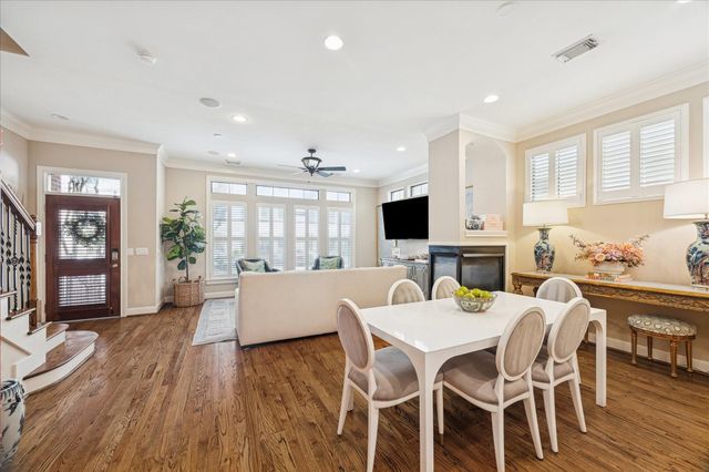 38 Riva Row, The Woodlands, TX 77380