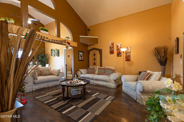 1123 Night Hawk Drive, El Paso, TX 79912