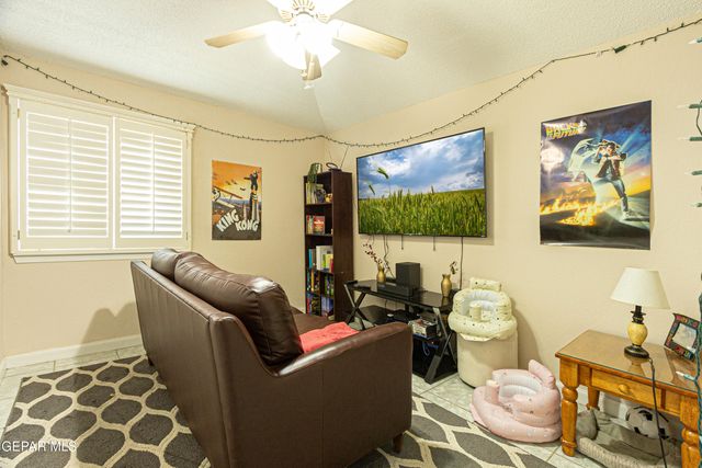 1123 Night Hawk Drive, El Paso, TX 79912