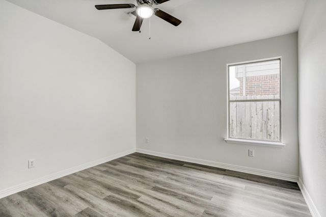 16919 Canyon Springs Lane, Friendswood, TX 77546