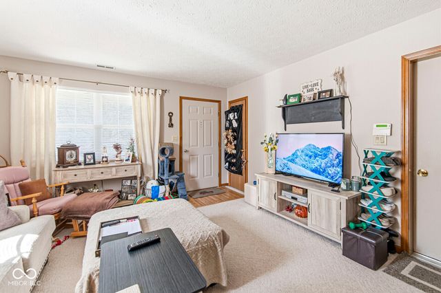 5733 Misty Ridge Circle, Indianapolis, IN 46237