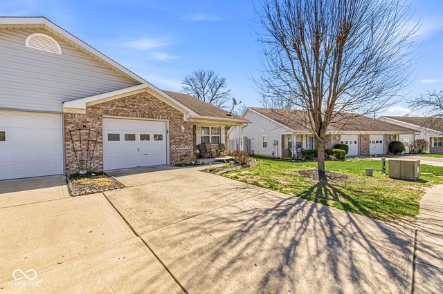 5733 Misty Ridge Circle, Indianapolis, IN 46237