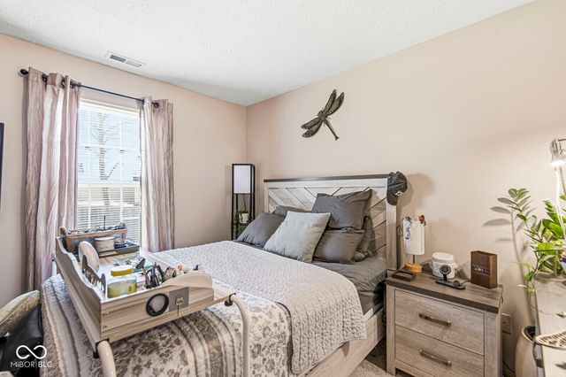 5733 Misty Ridge Circle, Indianapolis, IN 46237