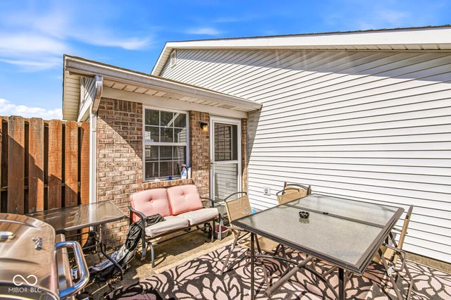 5733 Misty Ridge Circle, Indianapolis, IN 46237