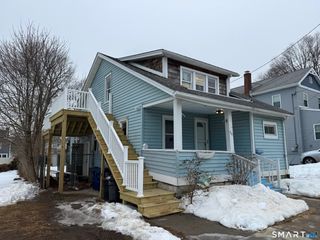 34 Arlington Street 1st Floor, West Haven, CT 06516