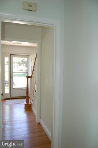 7301 OLD STAGE RD, Rockville, MD 20852