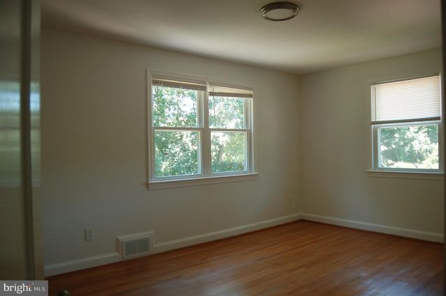 7301 OLD STAGE RD, Rockville, MD 20852