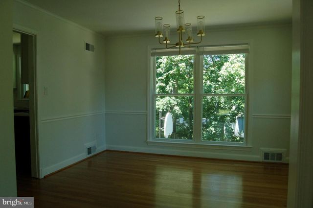 7301 OLD STAGE RD, Rockville, MD 20852