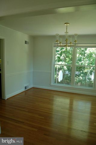 7301 OLD STAGE RD, Rockville, MD 20852