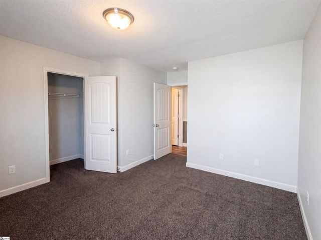 282 Highland Springs Loop, Inman, SC 29349