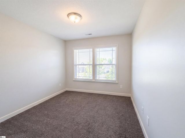 282 Highland Springs Loop, Inman, SC 29349