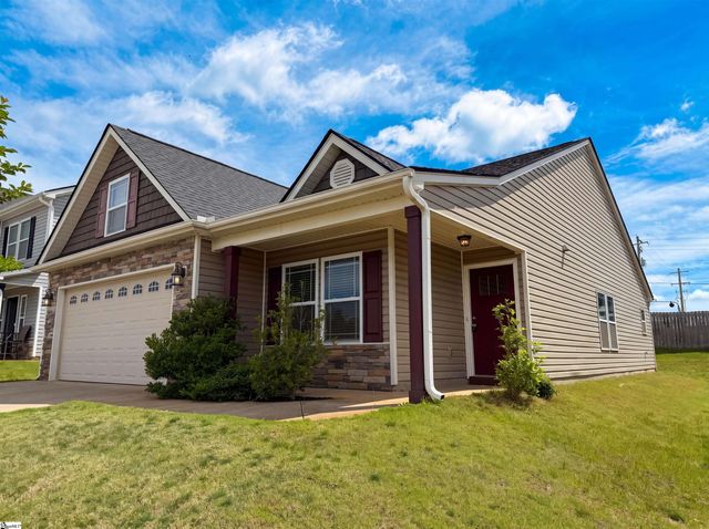 282 Highland Springs Loop, Inman, SC 29349