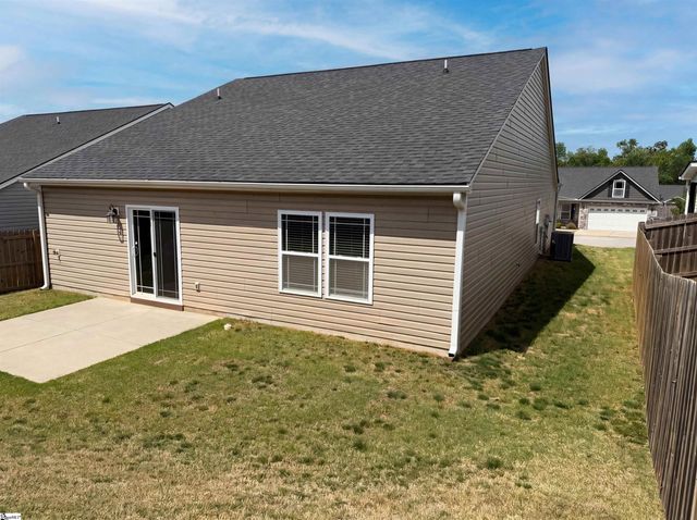 282 Highland Springs Loop, Inman, SC 29349