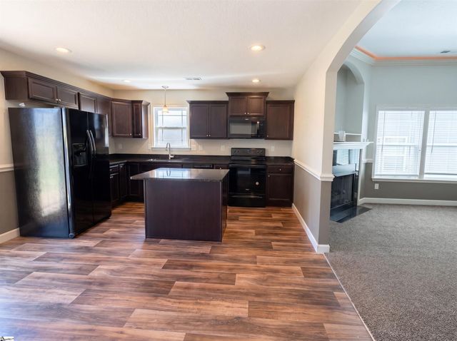 282 Highland Springs Loop, Inman, SC 29349