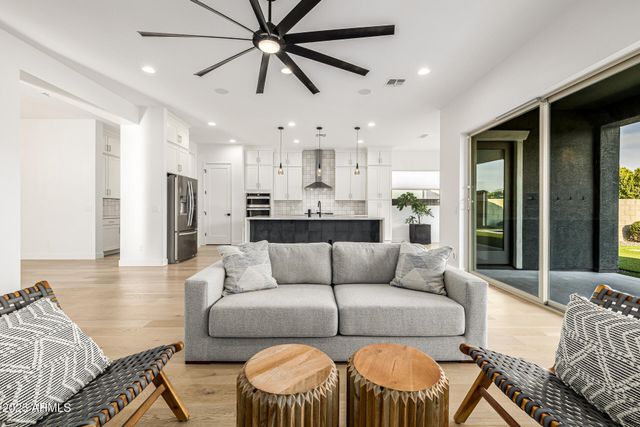 22705 E CAMACHO Road, Queen Creek, AZ 85142