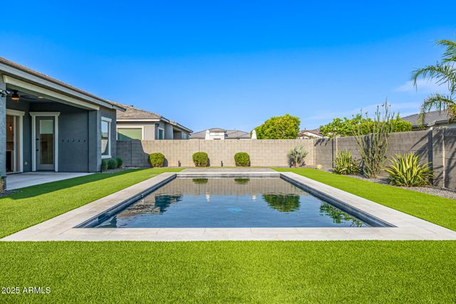 22705 E CAMACHO Road, Queen Creek, AZ 85142