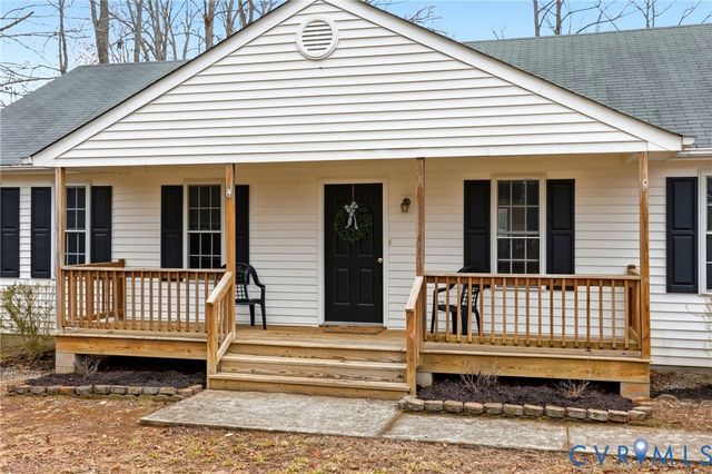 2106 Highland Dr, Powhatan, VA 23139