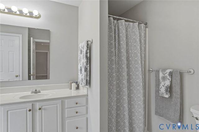 2106 Highland Dr, Powhatan, VA 23139