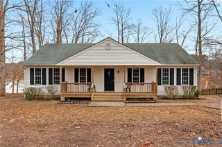 2106 Highland Dr, Powhatan, VA 23139