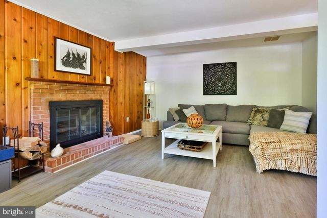 1206 SARAH DR, Silver Spring, MD 20904