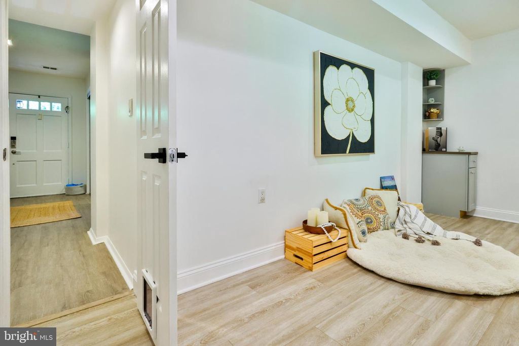 Image 39 of property listing at 1206 SARAH DR, Silver Spring, MD 20904