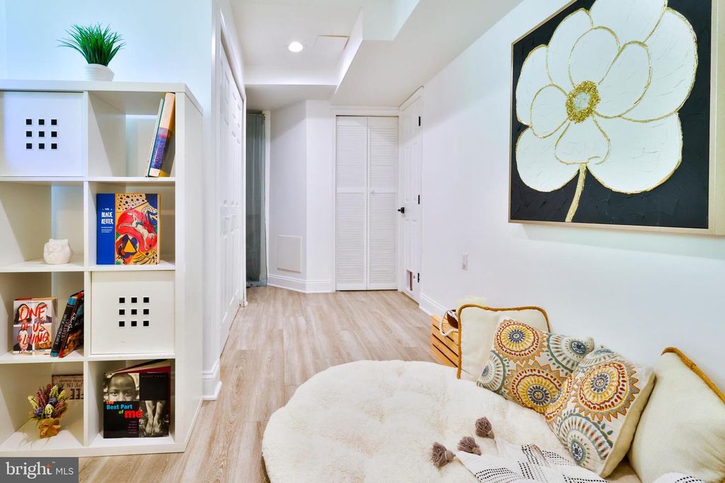Image 41 of property listing at 1206 SARAH DR, Silver Spring, MD 20904