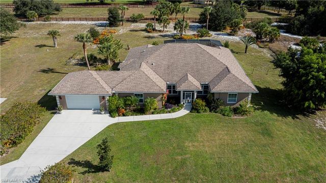 18110 Traverse DR, Alva, FL 33920