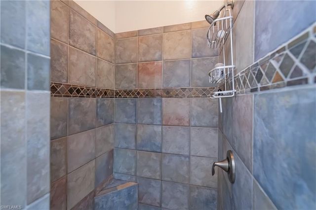 18110 Traverse DR, Alva, FL 33920