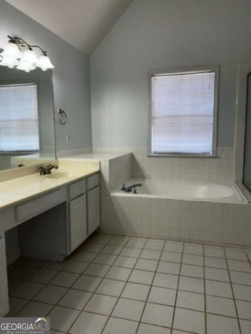 1050 Dogwood Park Drive, Lawrenceville, GA 30046