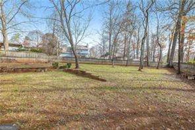 1050 Dogwood Park Drive, Lawrenceville, GA 30046