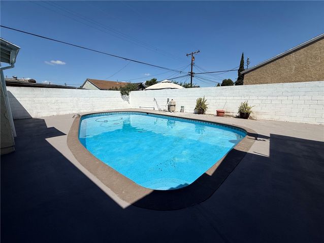 12139 Gard, Norwalk, CA 90650