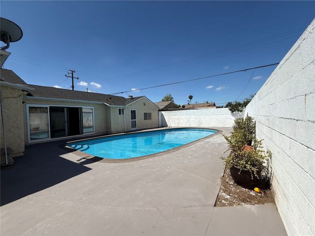 12139 Gard, Norwalk, CA 90650