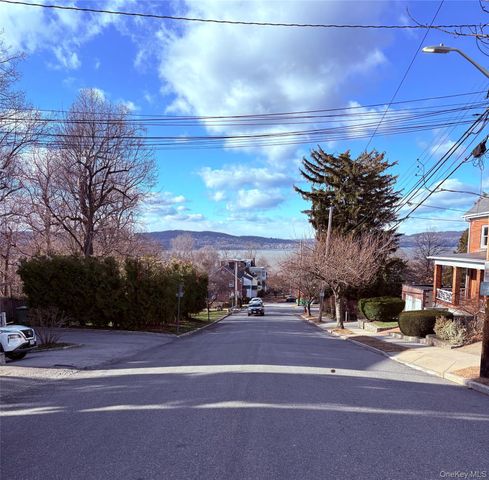 36 Church Street 1E, Tarrytown, NY 10591