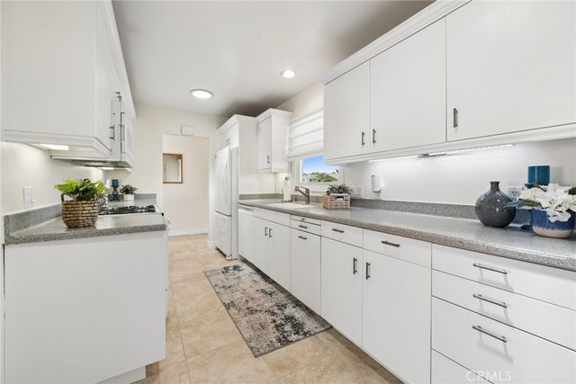 315 E Wilson, Orange, CA 92867