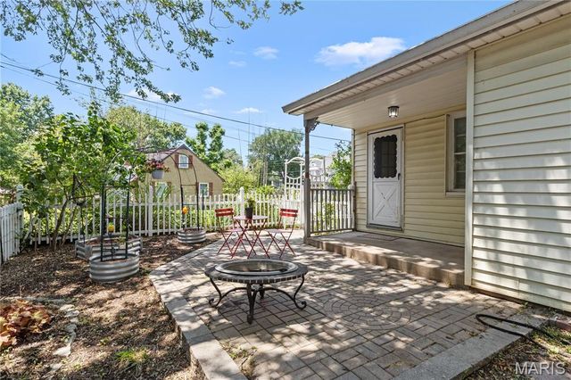 549 E 9th Street, Alton, IL 62002