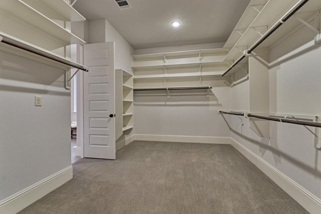 414 Mill Creek Road, Pinehurst, TX 77362