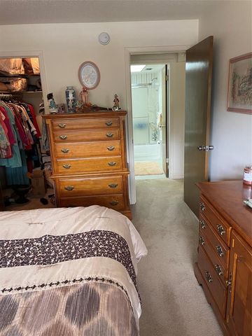 5880 38TH AVENUE N 308, St Petersburg, FL 33710