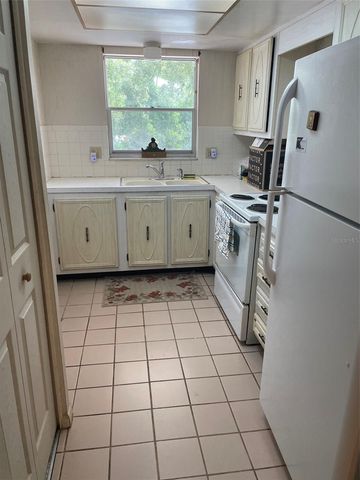 5880 38TH AVENUE N 308, St Petersburg, FL 33710