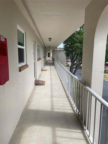 5880 38TH AVENUE N 308, St Petersburg, FL 33710