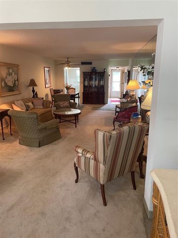 5880 38TH AVENUE N 308, St Petersburg, FL 33710