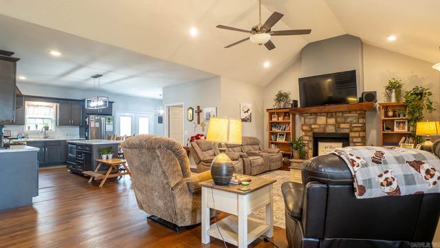 1351 Cedar Lane, West Plains, MO 65775