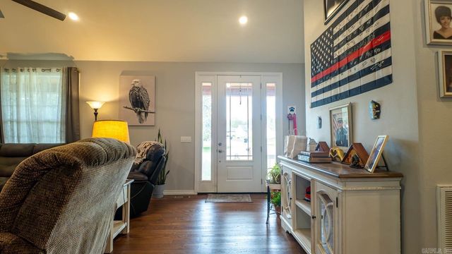 1351 Cedar Lane, West Plains, MO 65775