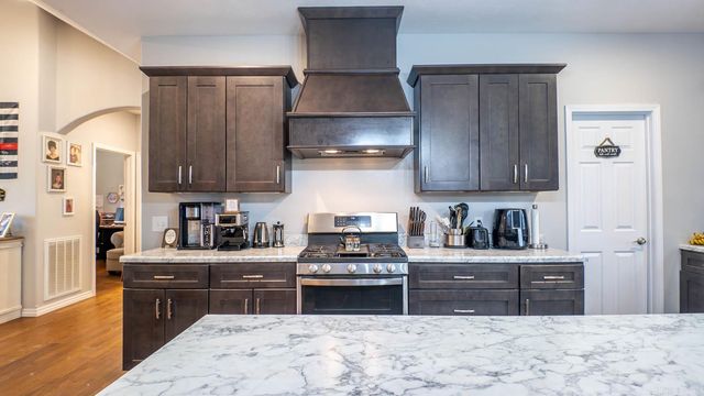 1351 Cedar Lane, West Plains, MO 65775