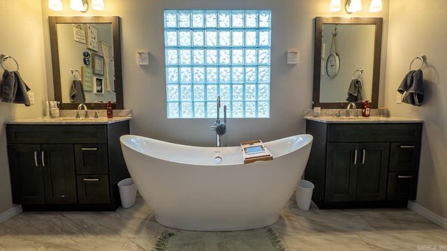 1351 Cedar Lane, West Plains, MO 65775