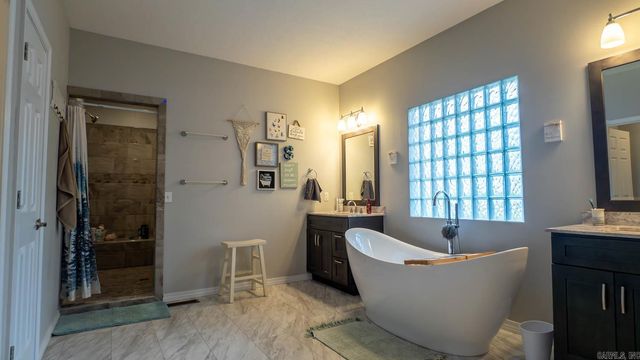 1351 Cedar Lane, West Plains, MO 65775