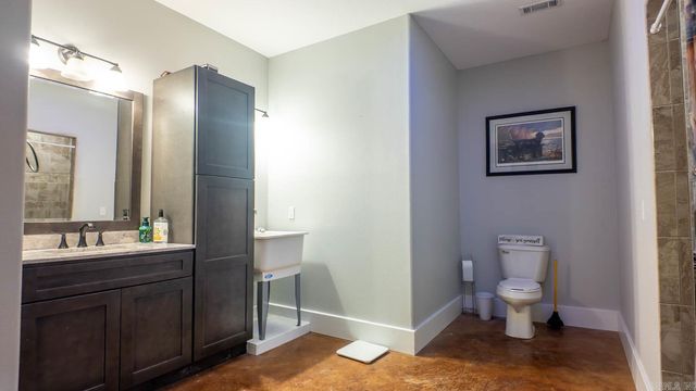 1351 Cedar Lane, West Plains, MO 65775