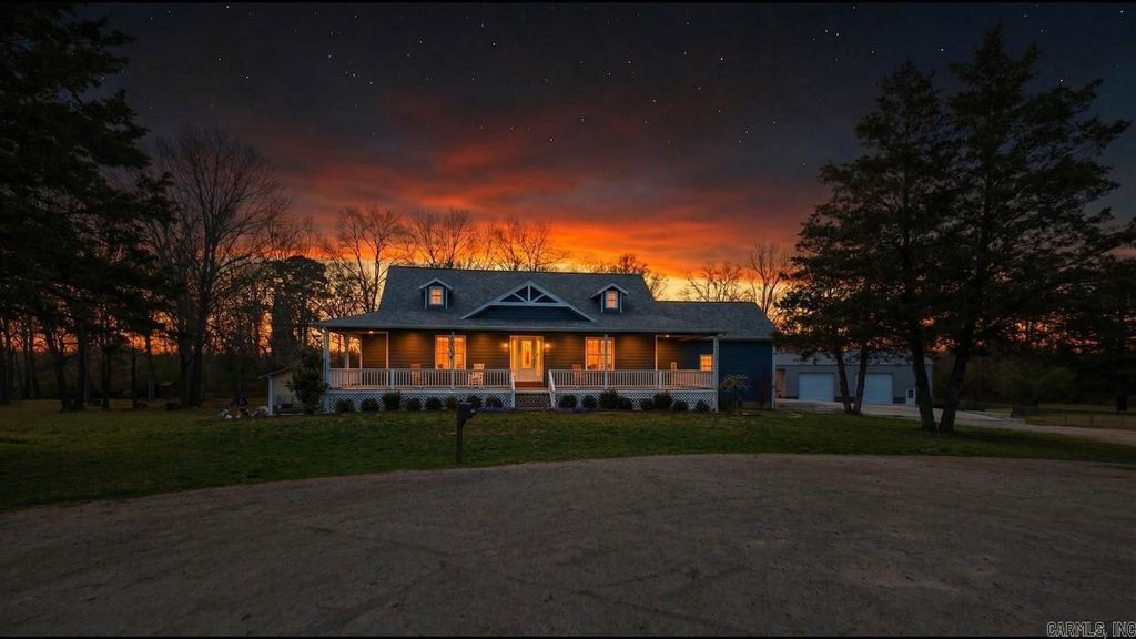 1351 Cedar Lane, West Plains, MO 65775