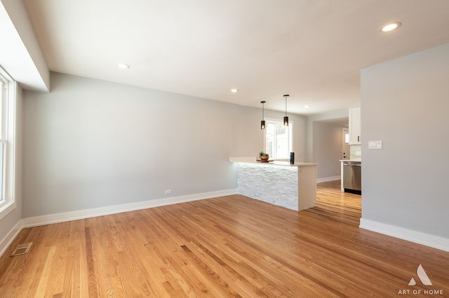 8120 S 83rd Court, Justice, IL 60458